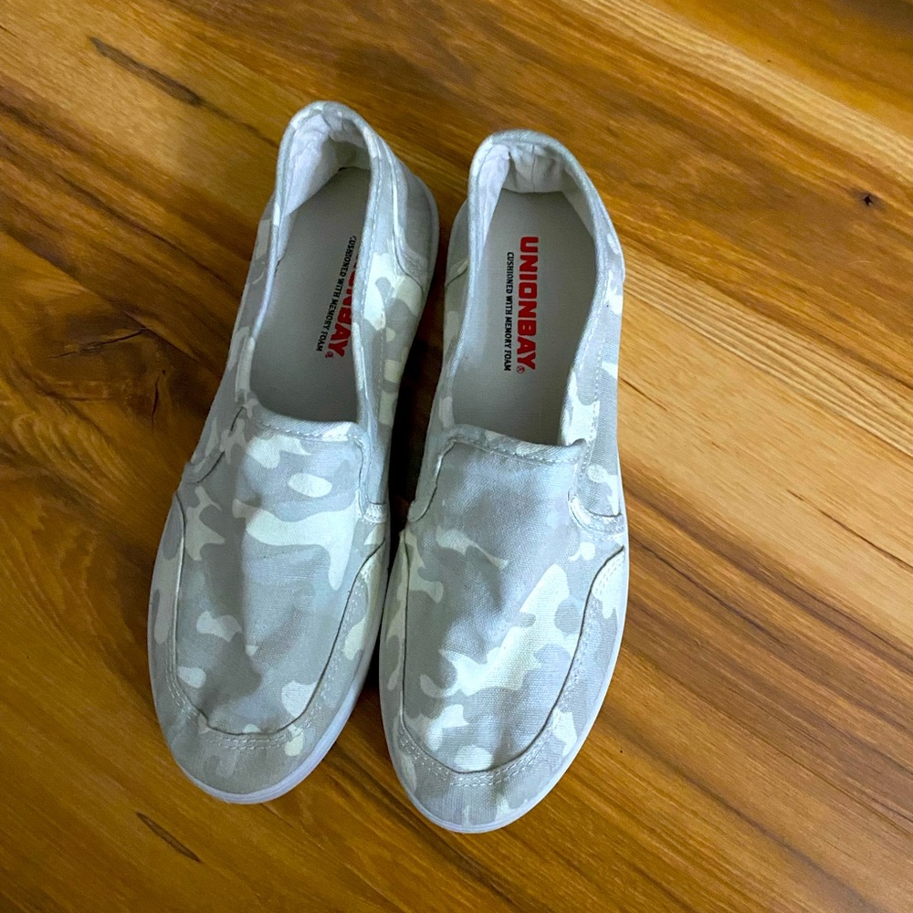 Ladies Sneakers